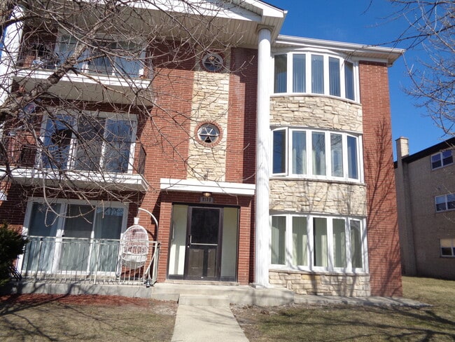 Building Photo - 8130 Marion Dr Unit 2W