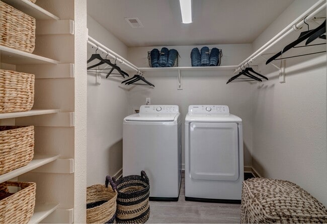 Photo - Huntington Glen