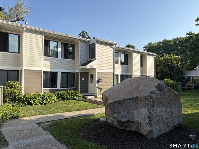 Photo - 31 Olcott Way Unit 31