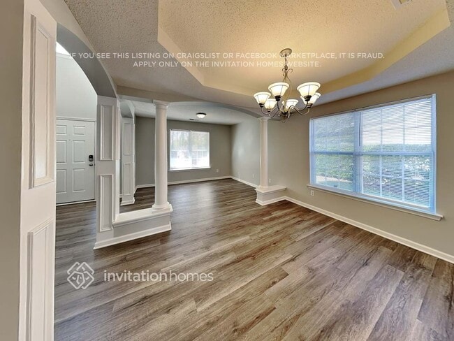 Photo - 5345 Kim St SW