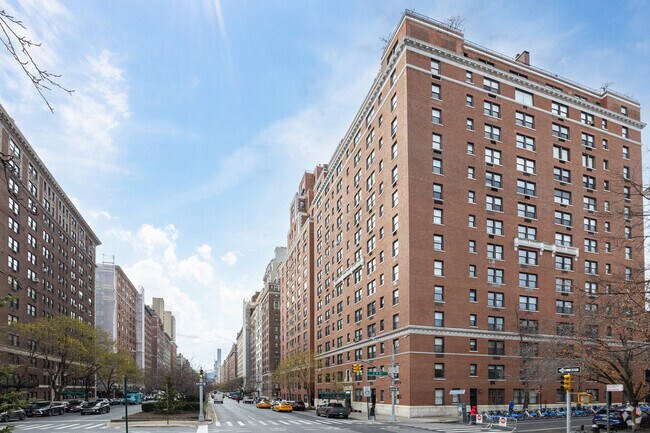 Photo - 1130 Park Ave