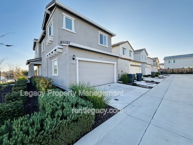 Photo - 5312 Molino Cir