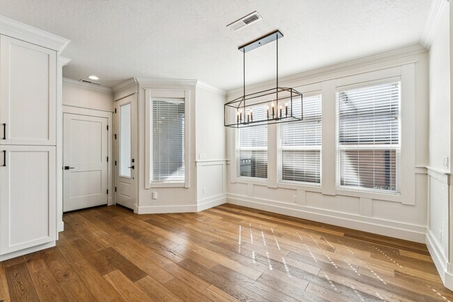 Photo - 3243 S Sedgebrook Ln
