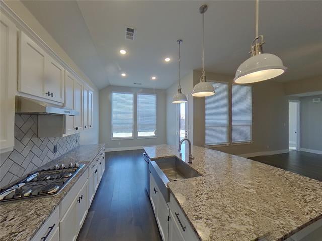 Photo - 1008 Faringdon Dr