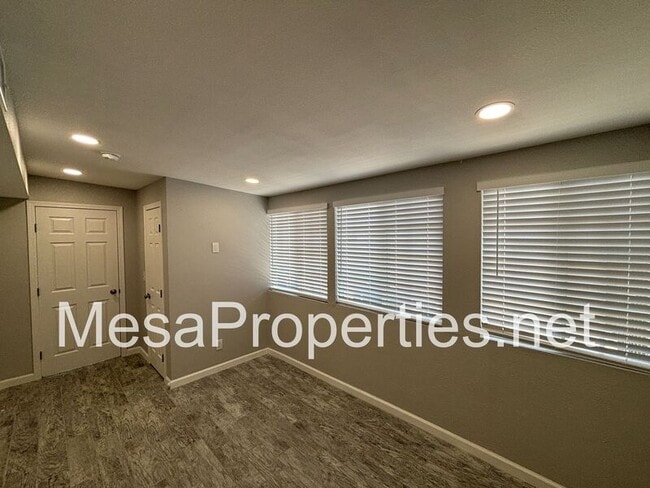 Photo - 930 Jadestone Ln Unit 2