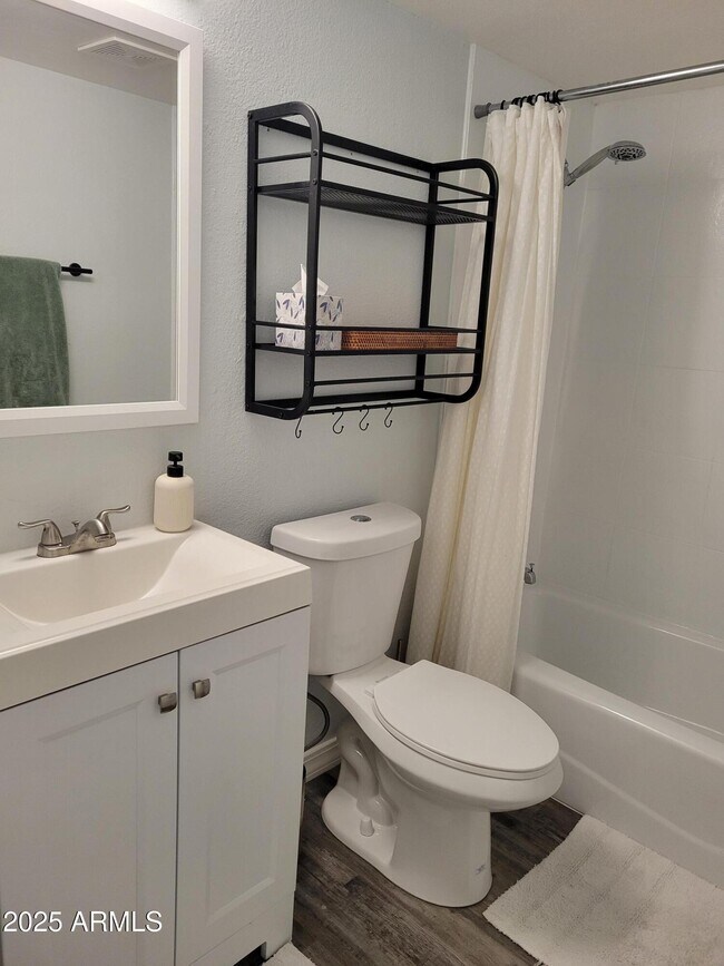 Photo - 3314 N 68th St Apartamento Unidad 244