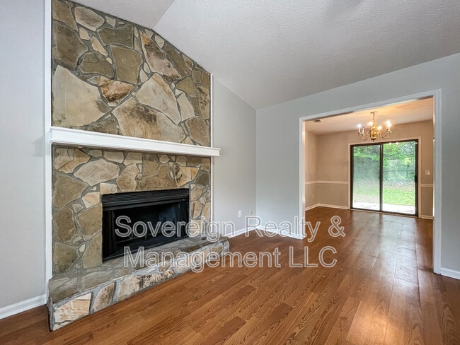 Photo - 2217 Lowtrail Ct