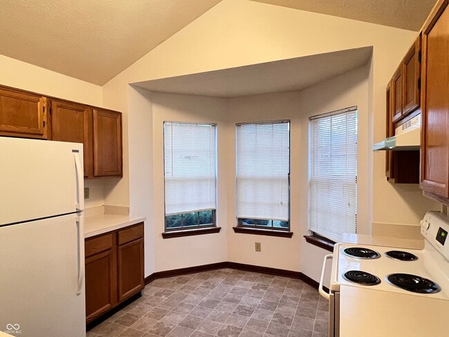 Photo - 4923 Peony Pl