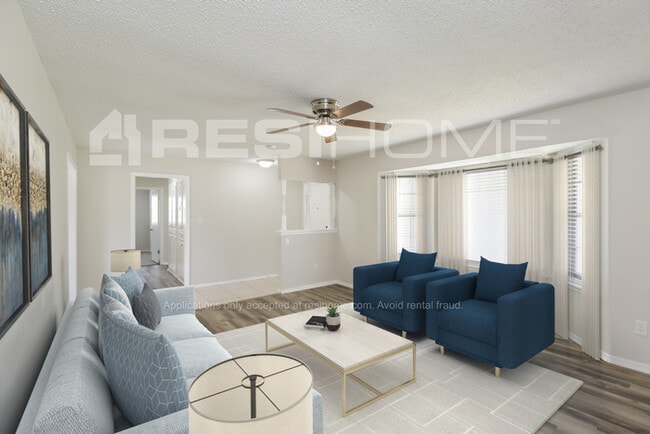 Photo - 504 N Avery Dr