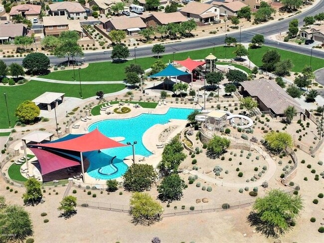 Photo - Mission Royal Resort Living Community! 5bd 3ba! Golf Course & Water Park!