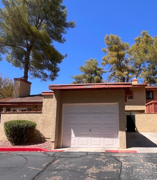 Photo - 2448 Pickwick Dr