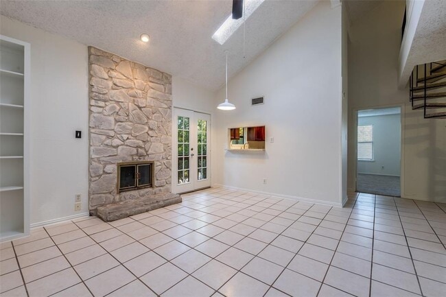 Photo - 3506 Speedway Unit 302