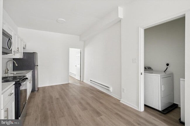 Photo - 4241 Mantua Ave