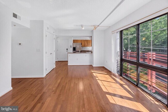 Photo - 7923 Eastern Ave NW Unit 201