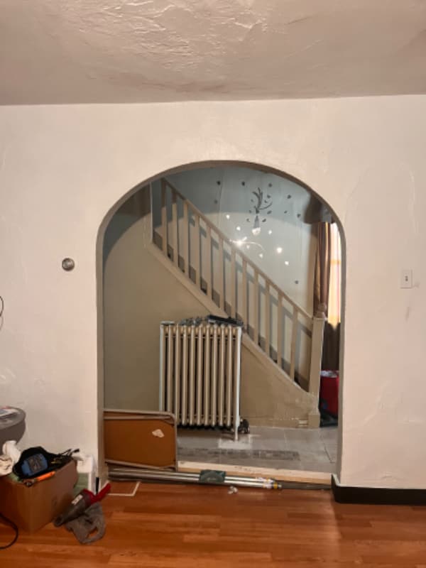 Photo - 614 S Main St