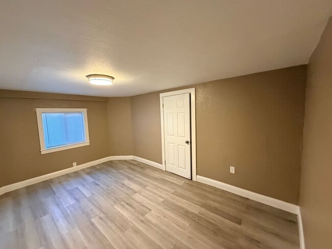 Photo - 1224-1226 Campbell St Unit 1224