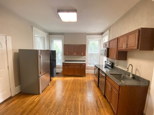 Photo - Beautiful Six Bedroom House Just Outside The Hustle and Bustle of OSU Campus!