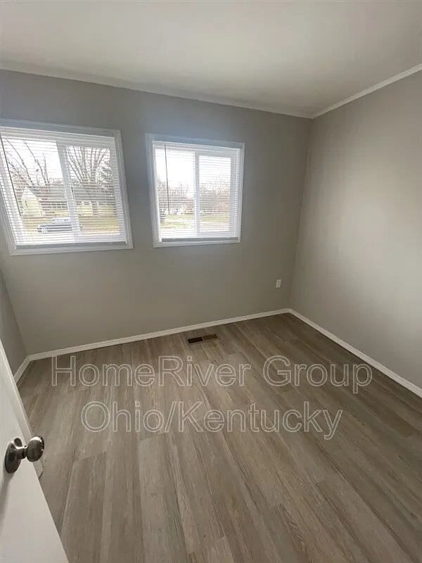 Photo - 1385 Guenther Rd