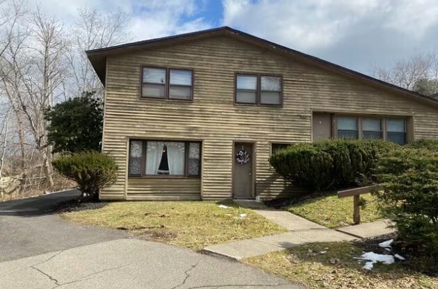 Photo - 205 Rano Blvd