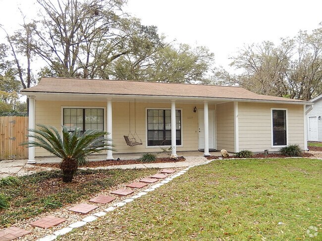 Building Photo - MODERN 3/2 w/ Office, Stainless Steel Apps... Rental