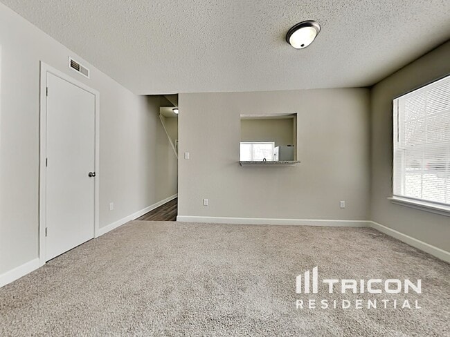 Photo - 4669 Driftwood Ln