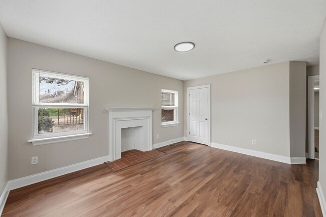 Photo - Updated 2BR Apartments Walkable to Xavier University Unit 1