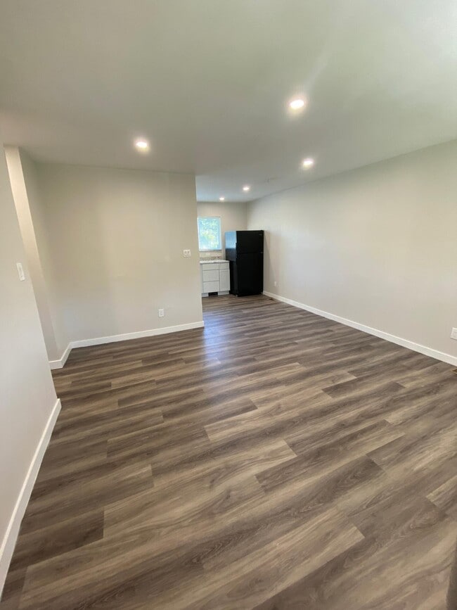 Photo - 1654 Wiard Blvd