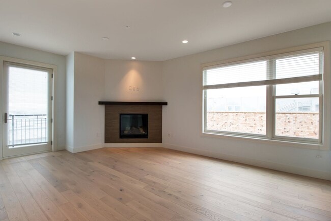 Photo - Gorgeous 2 BD/2BA Top Floor Condo In Great Peloton Community! Available August 7!