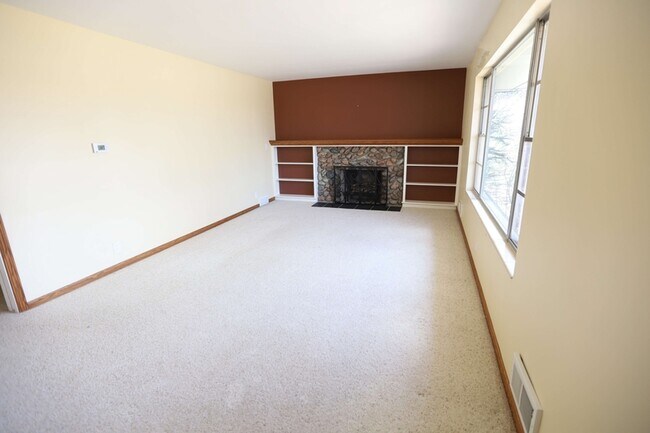 Photo - 1531 Kenan Ave NW