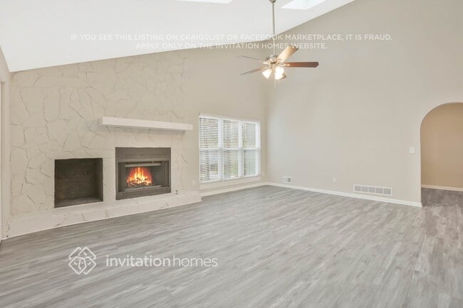 100 Lookout Way