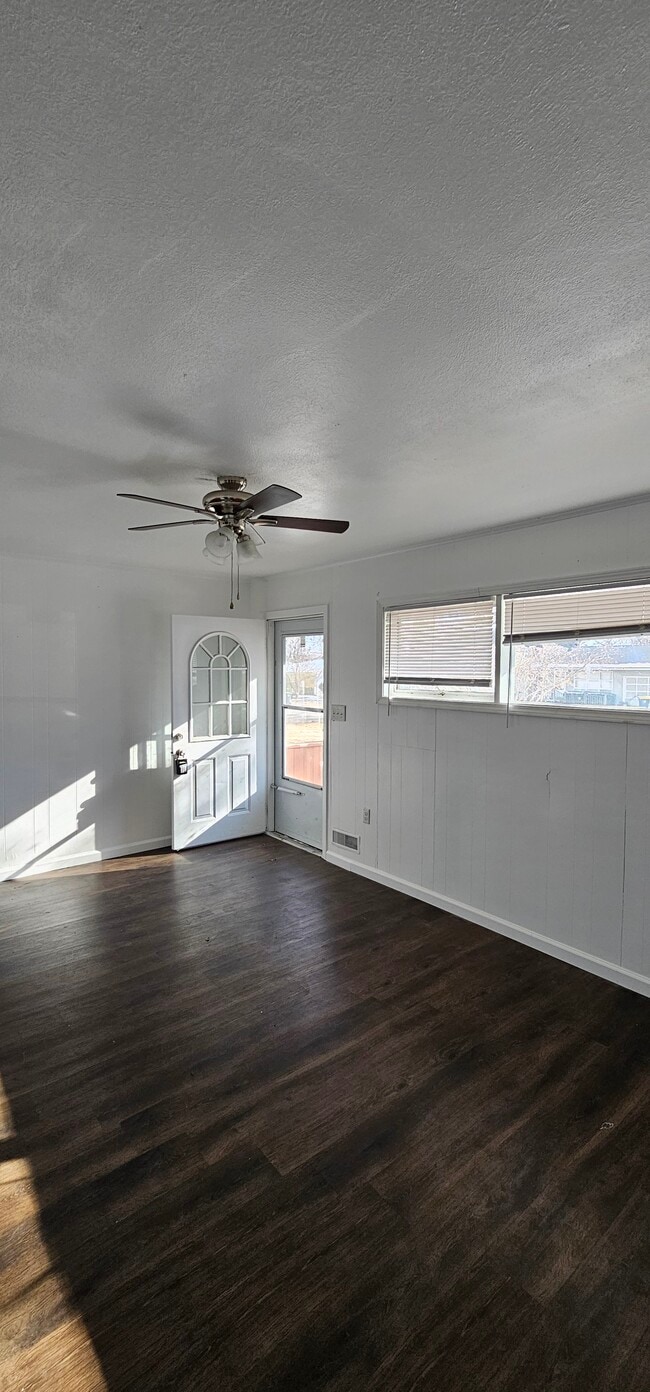 Photo - 7504 E 112th St