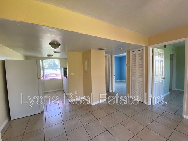 Photo - 3323 Canal St Unit A