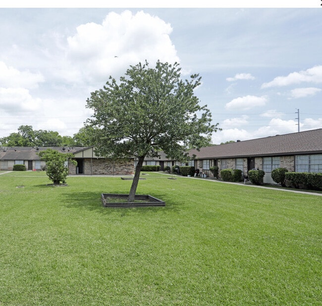 Timber Crossing Apartments