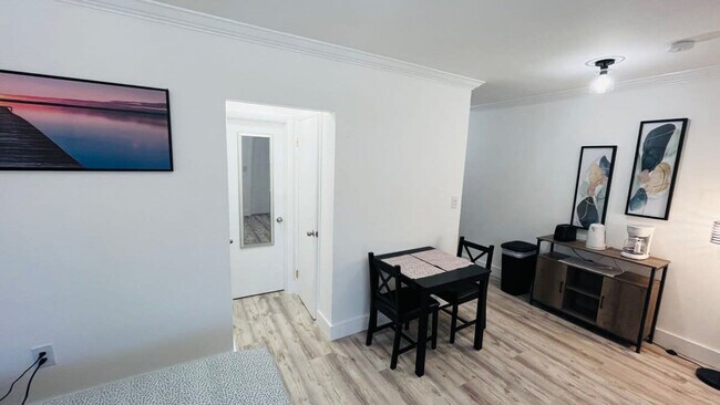 1125 NE 80th St Unit SI ID1632613P