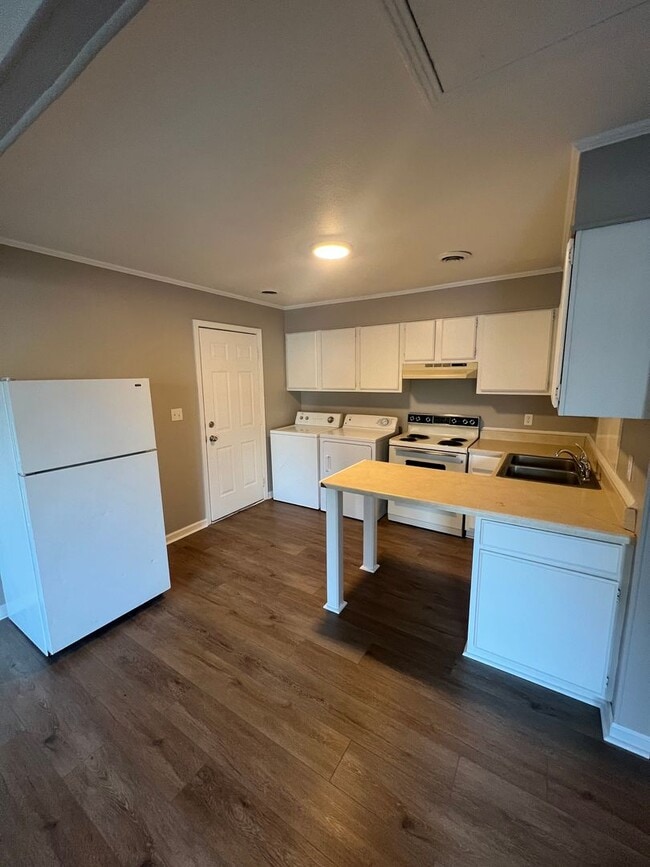 Photo - 116 Willow Ln Unidad C