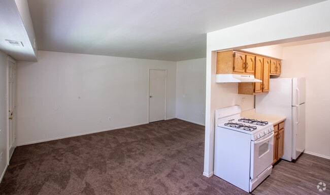 Photo - Foxwood Manor Apartments