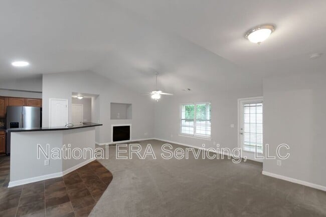 Photo - 121 Breckenridge Pointe