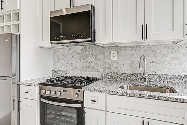 Photo - 645 Jersey Ave