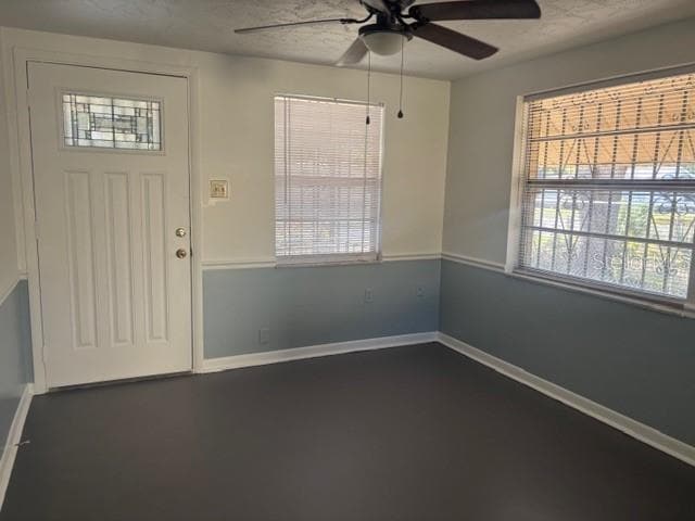 Photo - 2004 E Genesee St