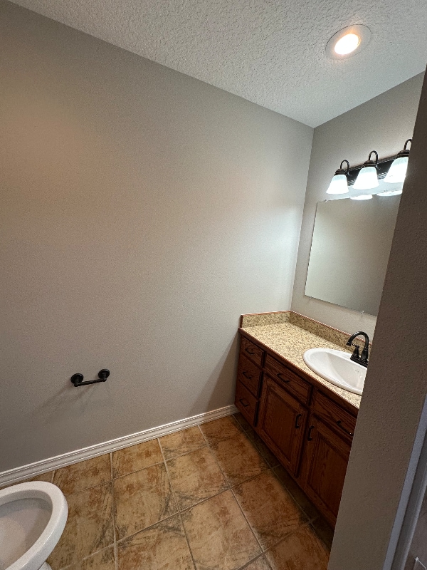 Photo - 544 Centennial St