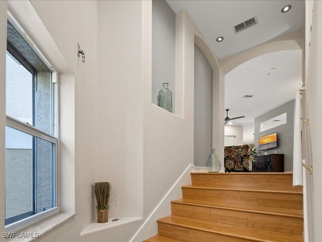 Photo - 793 Carrick Bend Cir Unidad 202