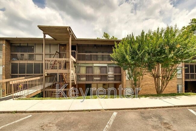 Photo - 530 Berlin Dr