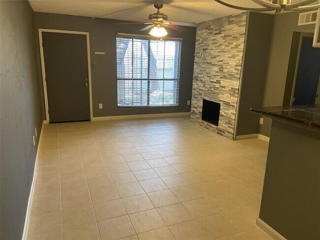 Photo - 10100 S Gessner Rd Condo Unit 703
