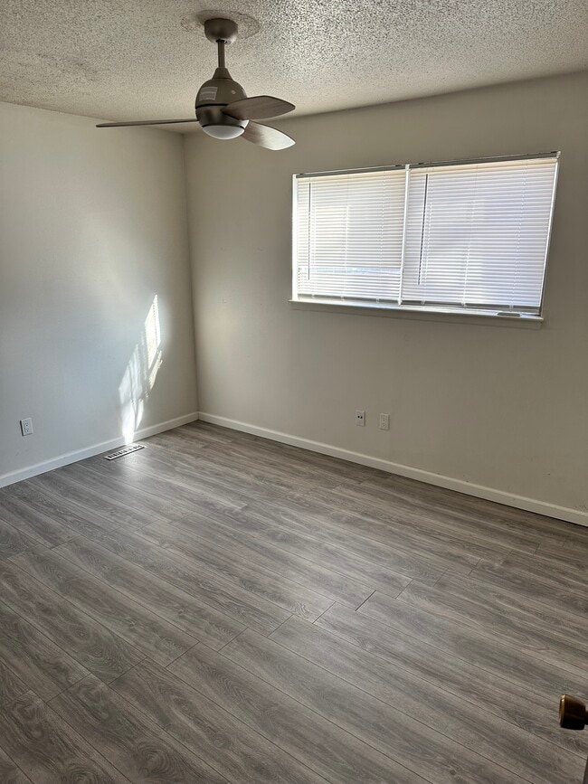 Photo - 118 S Mary Etta St