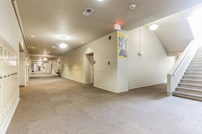 Oconomowoc School Apartments