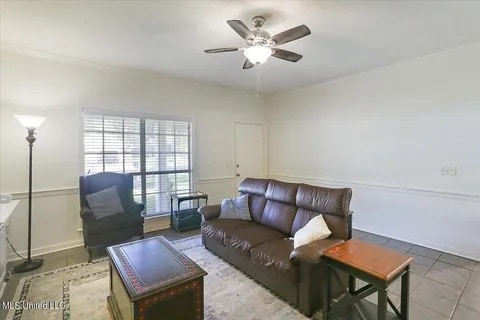 Photo - 631 Live Oak Dr
