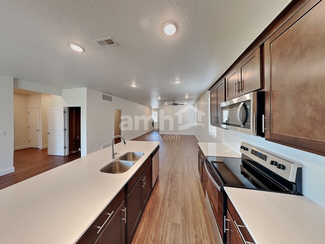 Photo - 2685 W 3290 S