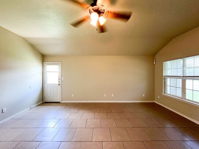 Photo - 4106 Cambridge Dr Unidad B