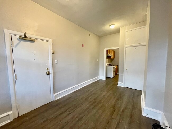 Photo - 1234 W Allegheny Ave Unit 1F