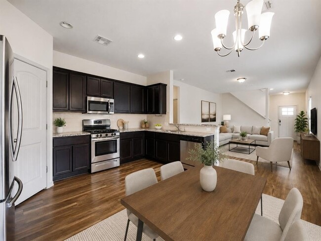 Building Photo - 109 Kleberg Ct
